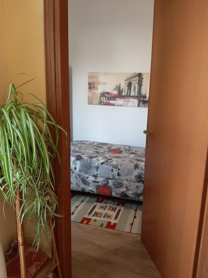 Bed & Breakfast La Casa Antica Макомер Экстерьер фото