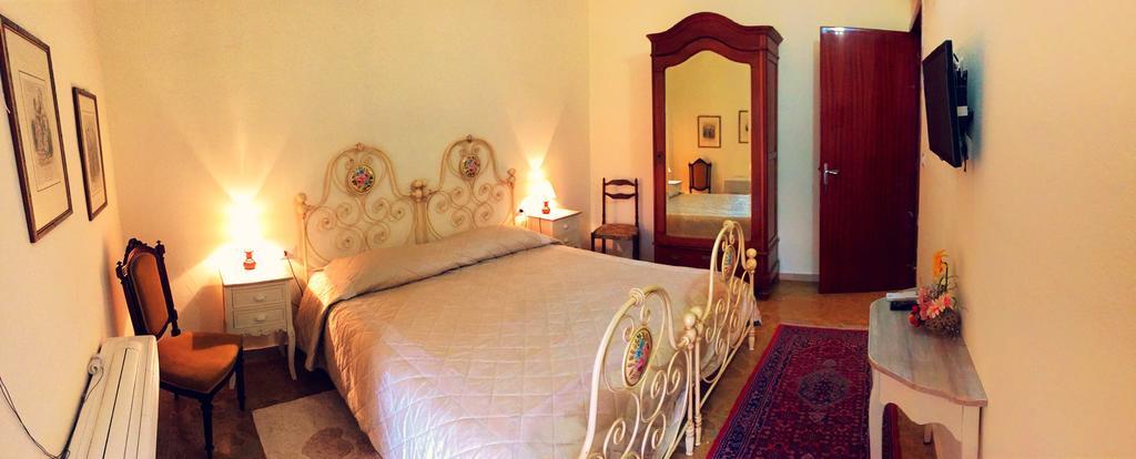 Bed & Breakfast La Casa Antica Макомер Экстерьер фото