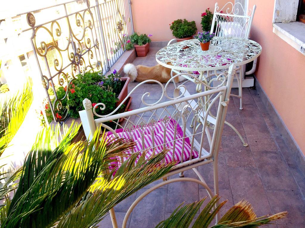 Bed & Breakfast La Casa Antica Макомер Экстерьер фото