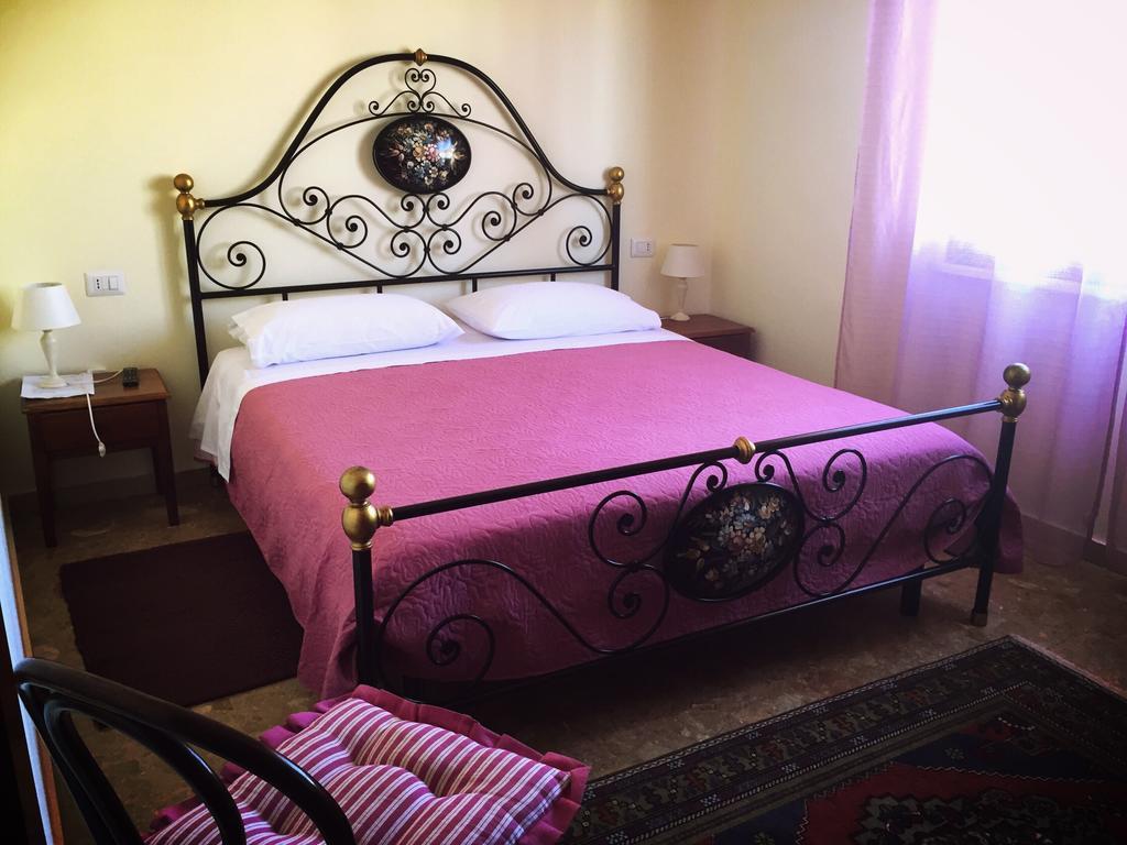 Bed & Breakfast La Casa Antica Макомер Экстерьер фото